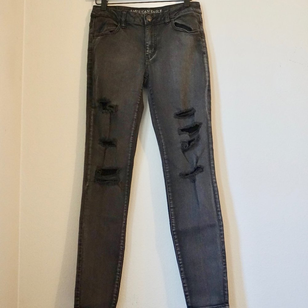 AE Black Distressed Super stretch Skinny Jeans